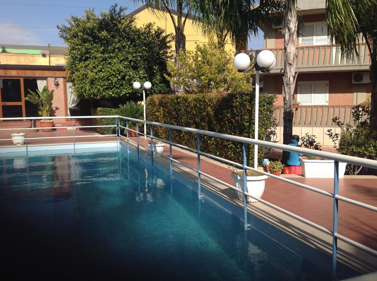 Hotel La Villa Misterbianco Εξωτερικό φωτογραφία
